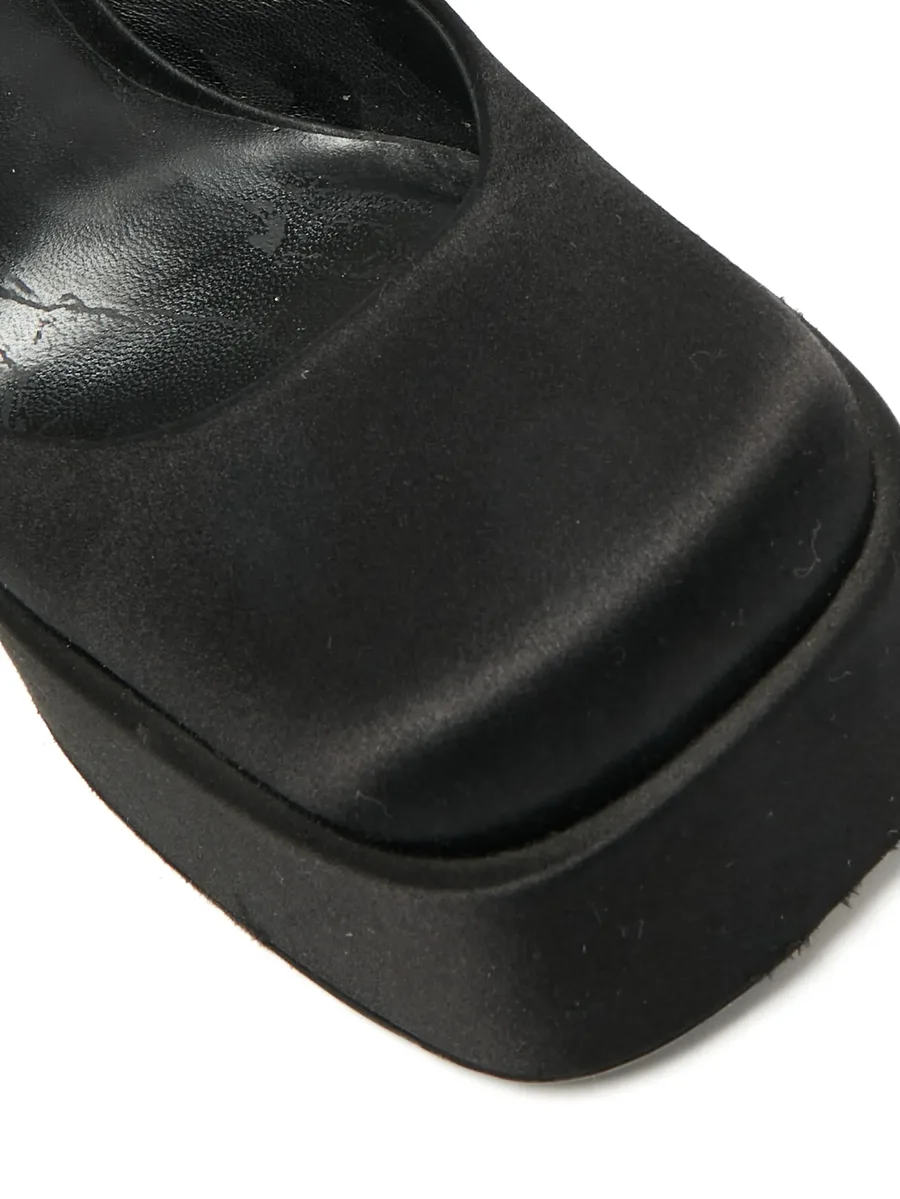 Aevitas platform pumps 9