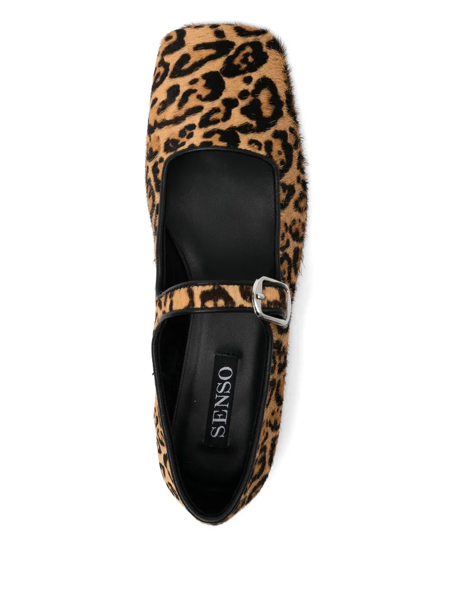 Binky IV pumps 7