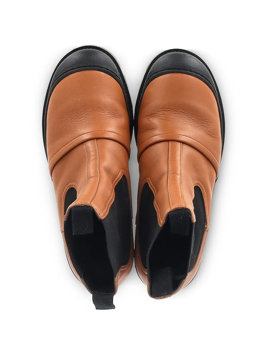 leather chelsea boots 7