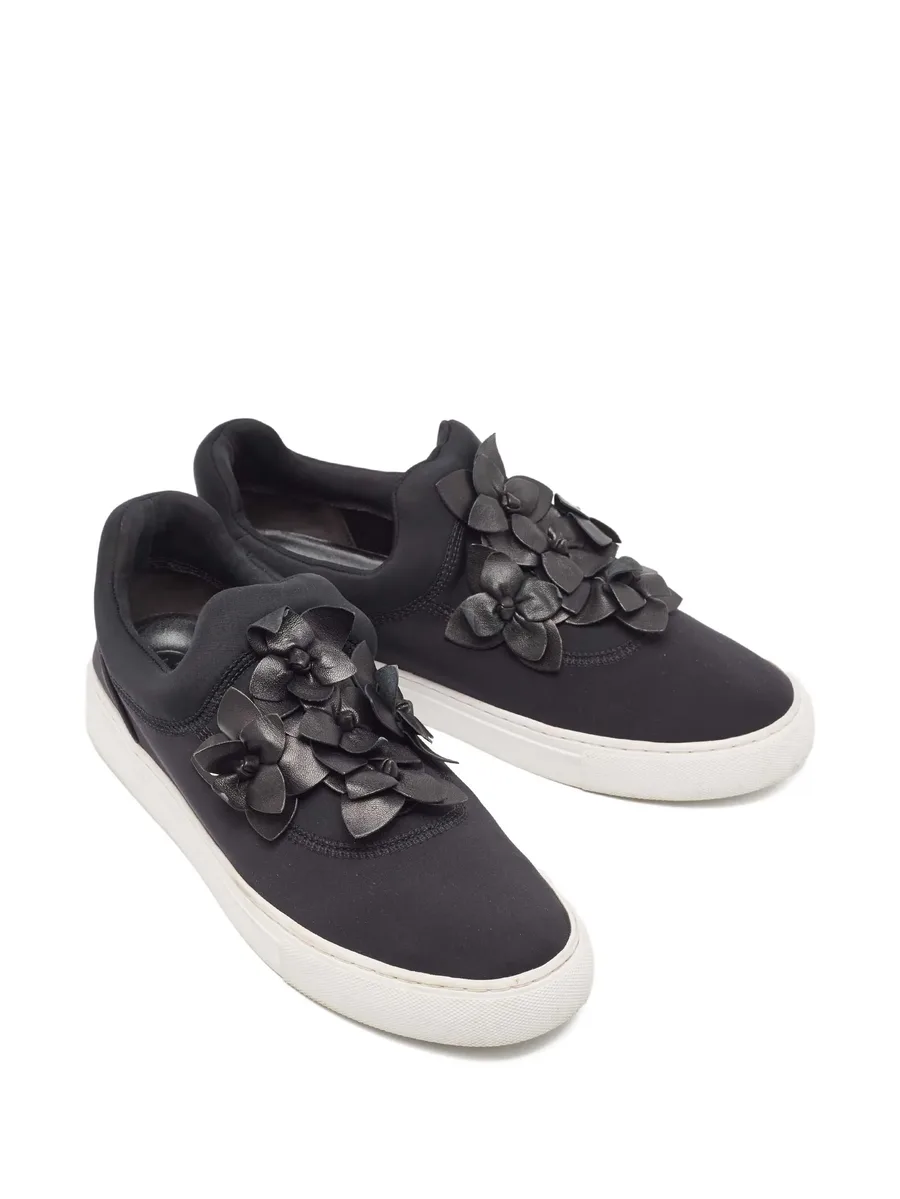 Blossom flower leather sneakers 3