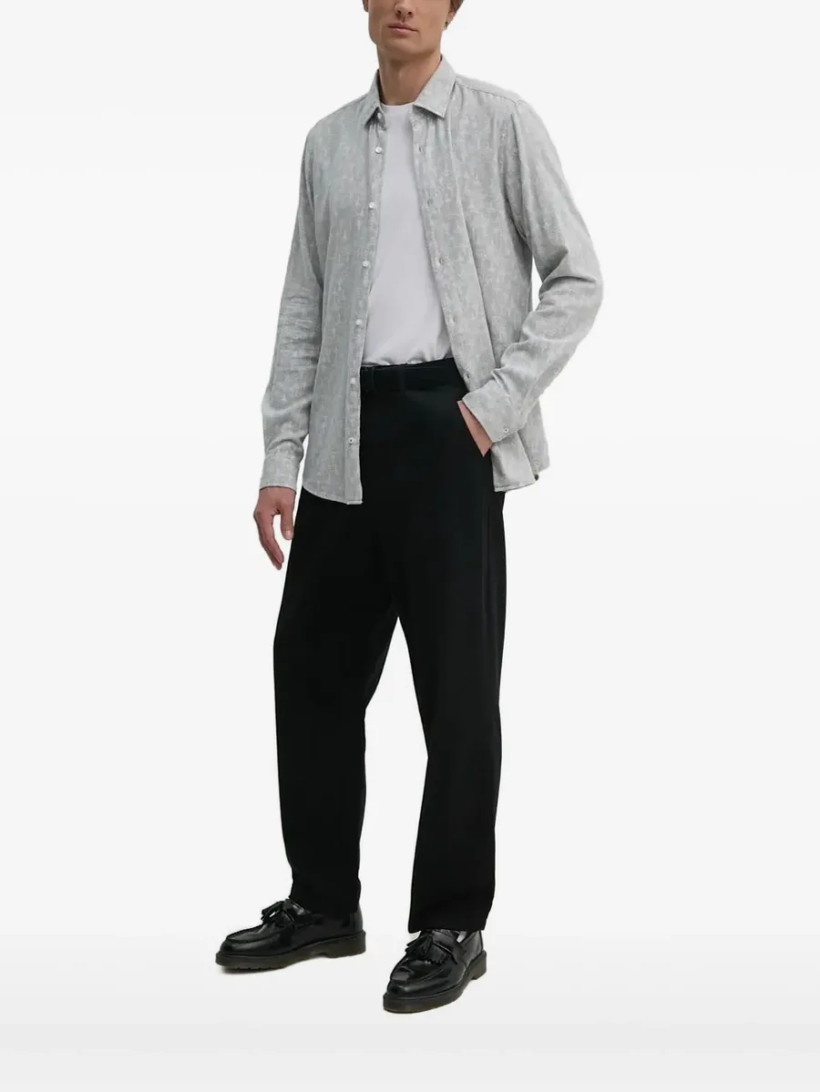 patterned long-sleeved shirt 1