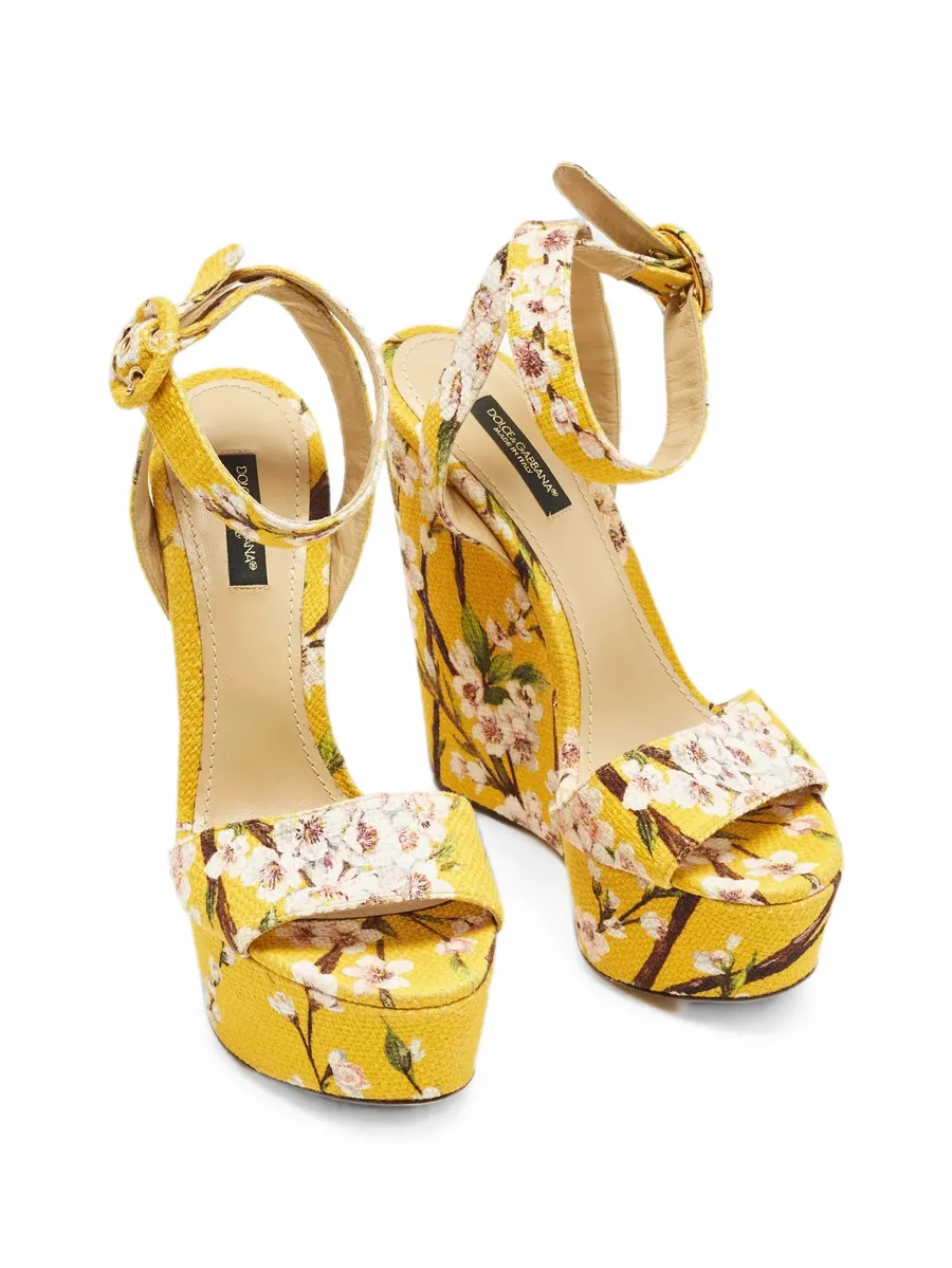 floral-print sandals 7