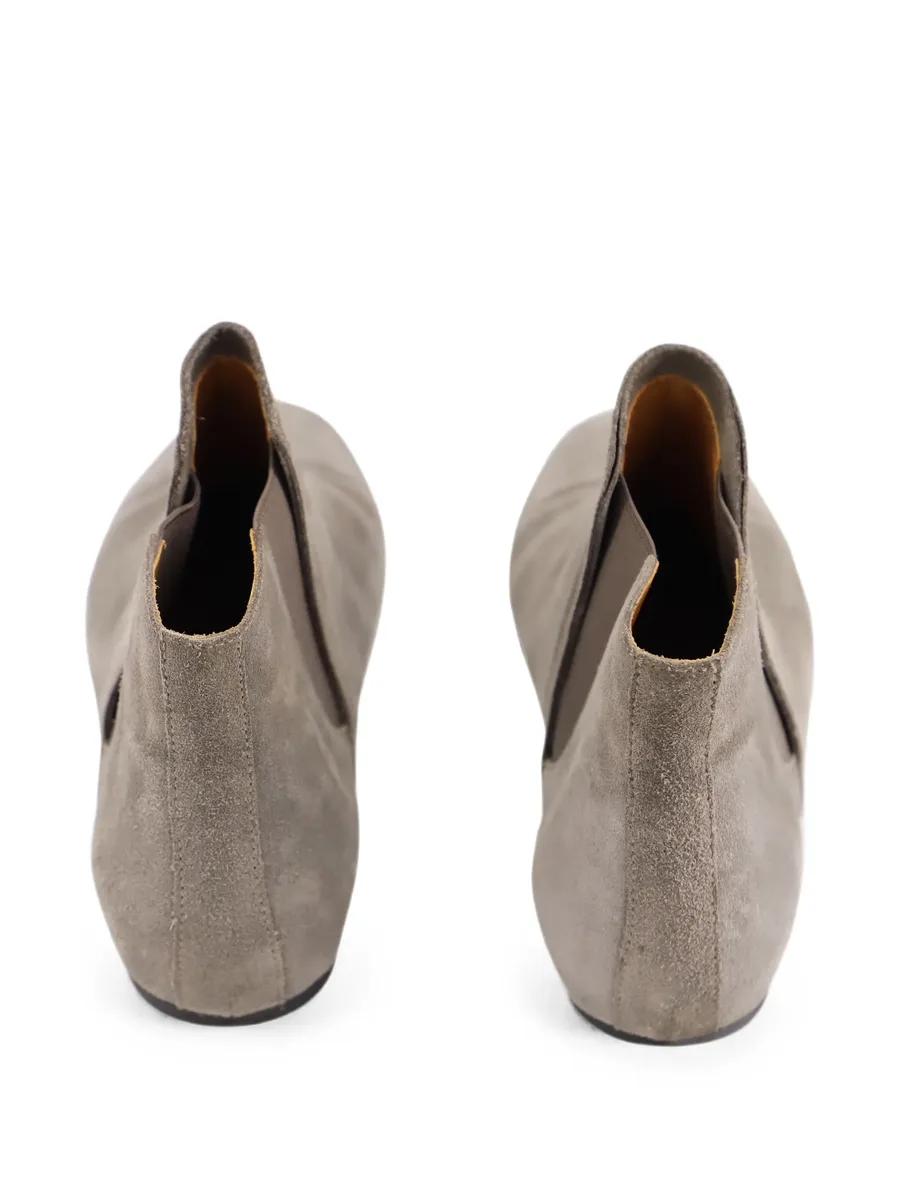 round-toe ankle boots 2