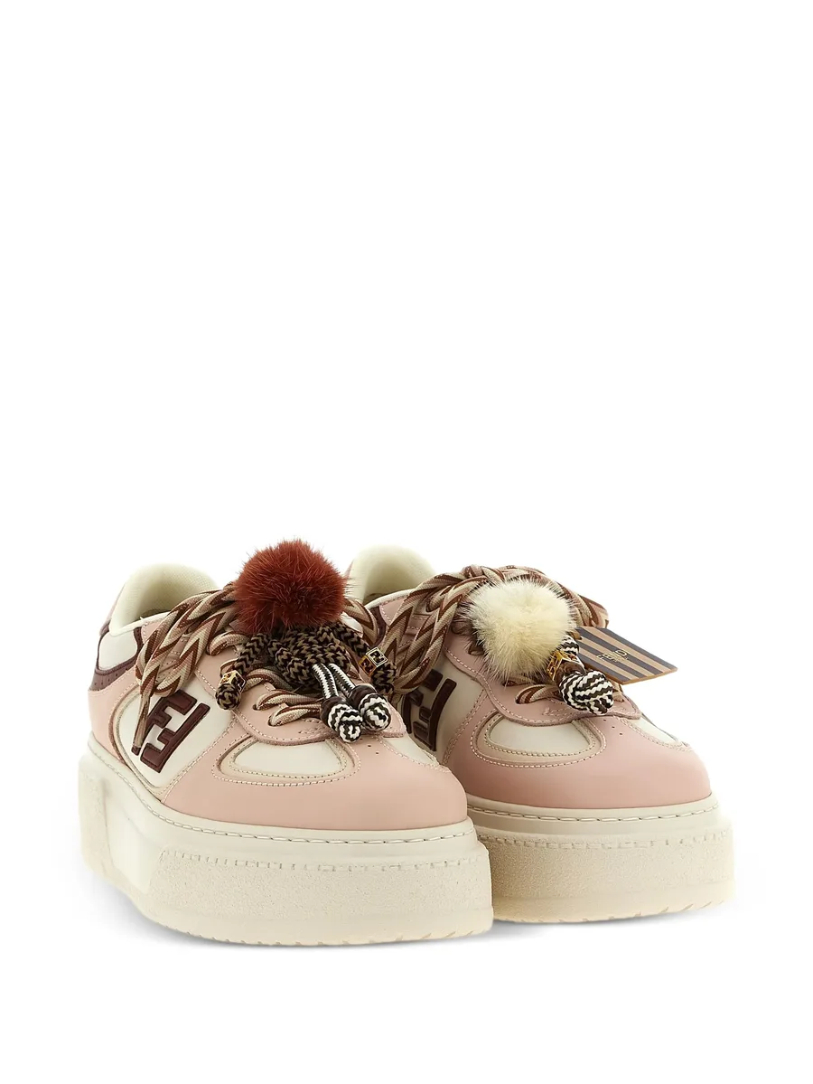 platform logo trainers 4