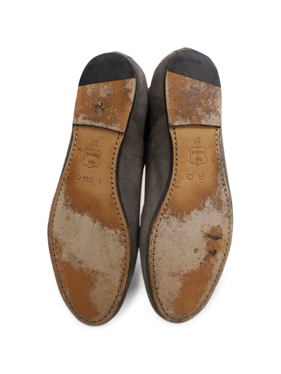 round-toe ankle boots 3