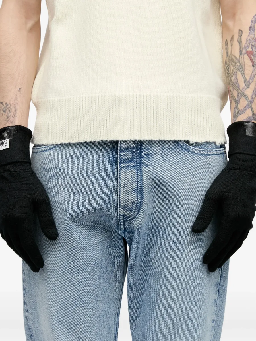 Numbers-motif gloves 13