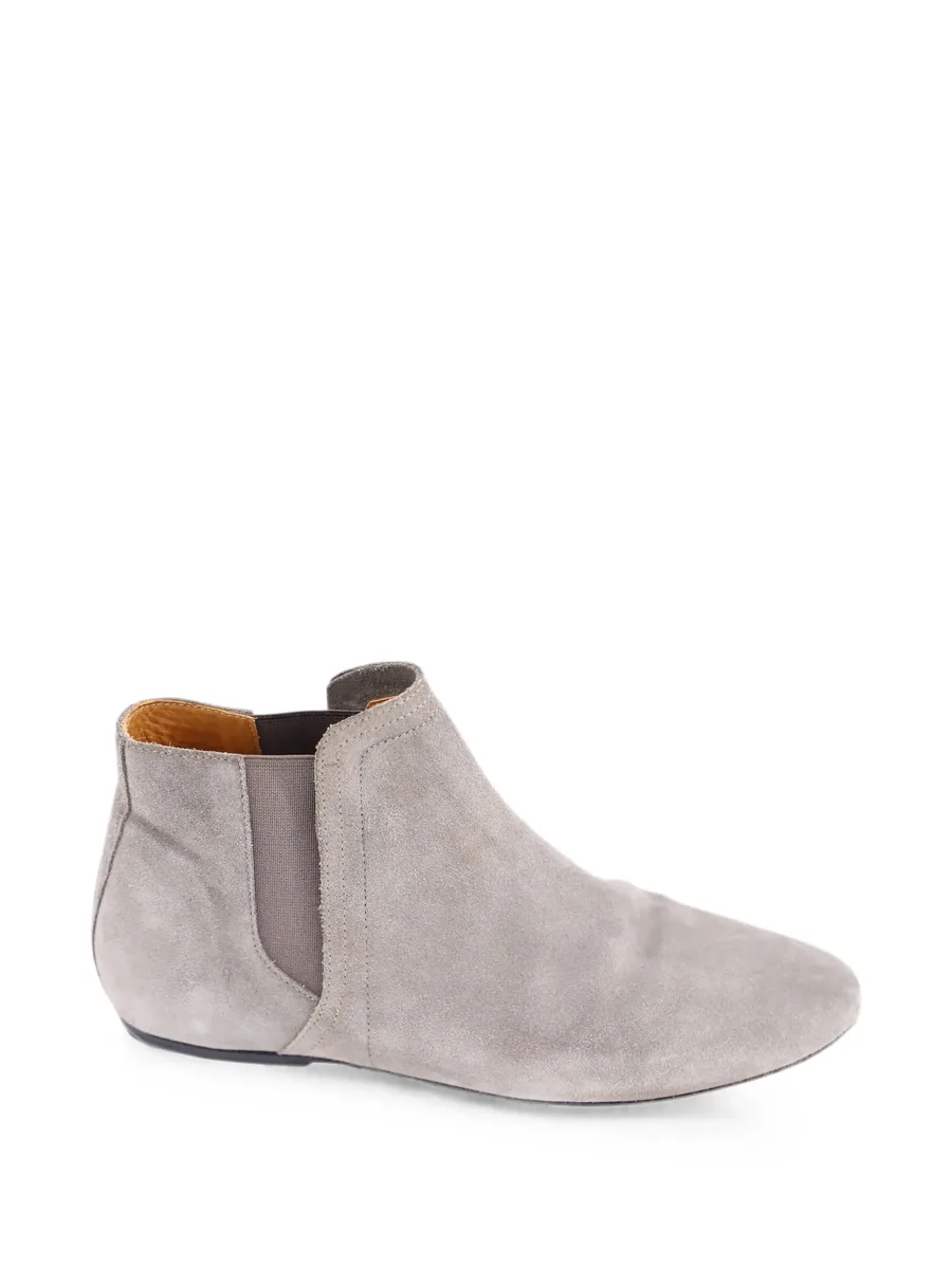 round-toe ankle boots 4