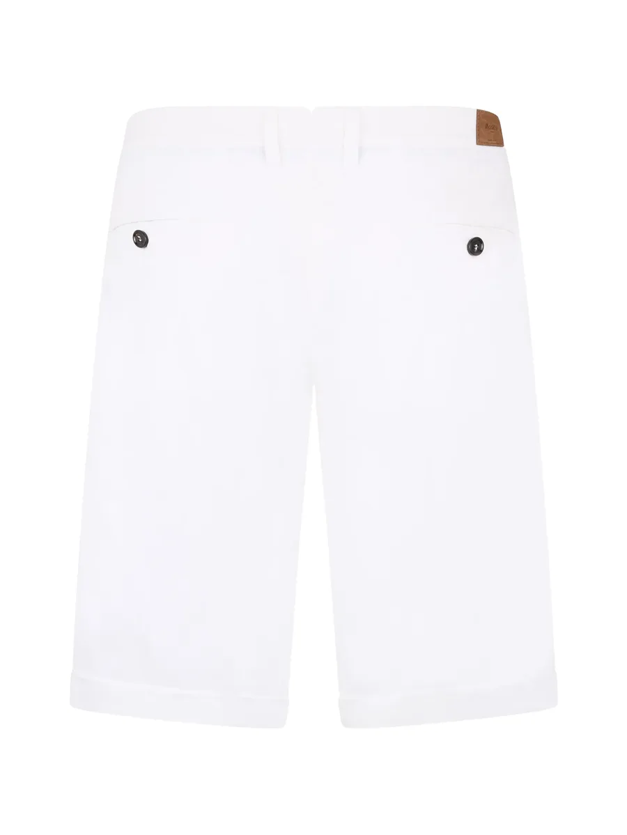 button-fastening chino shorts 4