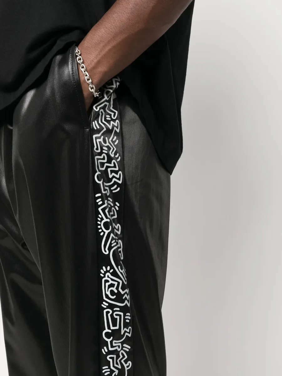 спортивные брюки с принтом из коллаборации с Keith Haring 9