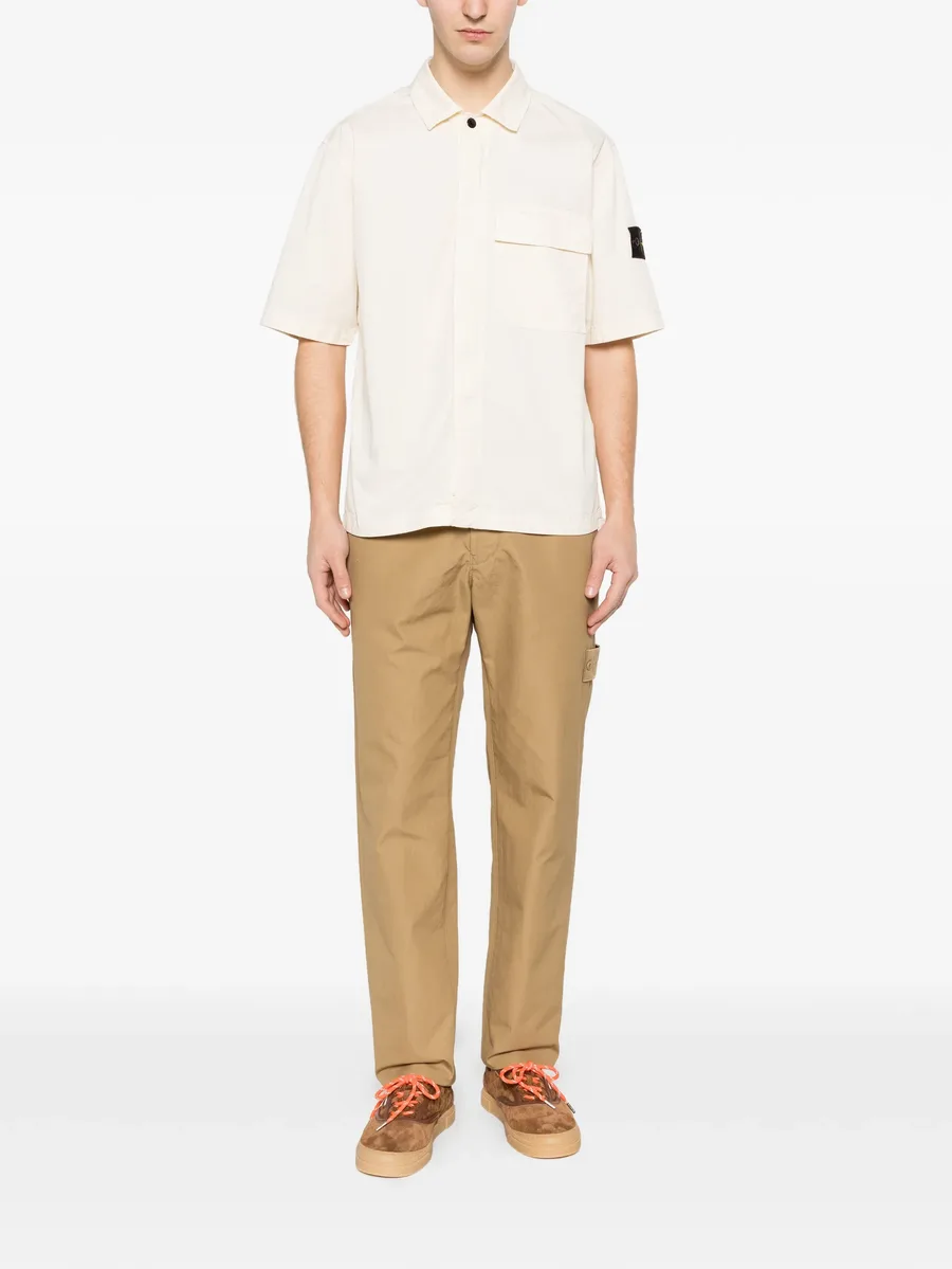 logo patch chinos 3