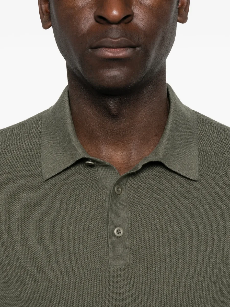 piqué-knit button-fastening polo shirt 10