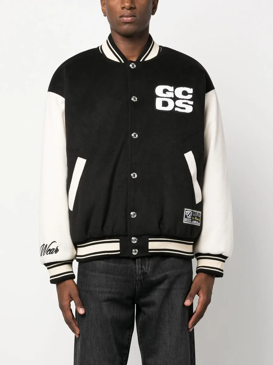 two-tone logo-patch bomber jacket 5