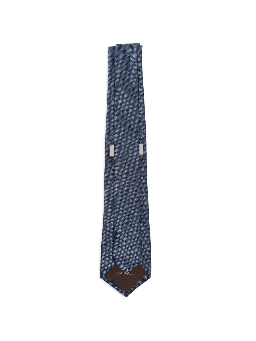 micro-patterned silk tie 3