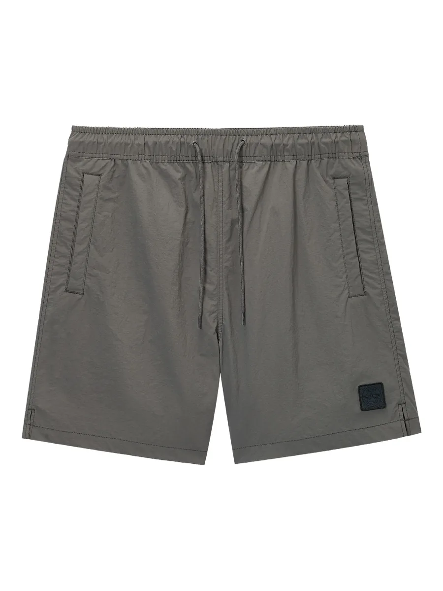 patch-detail side-pocket shorts 2