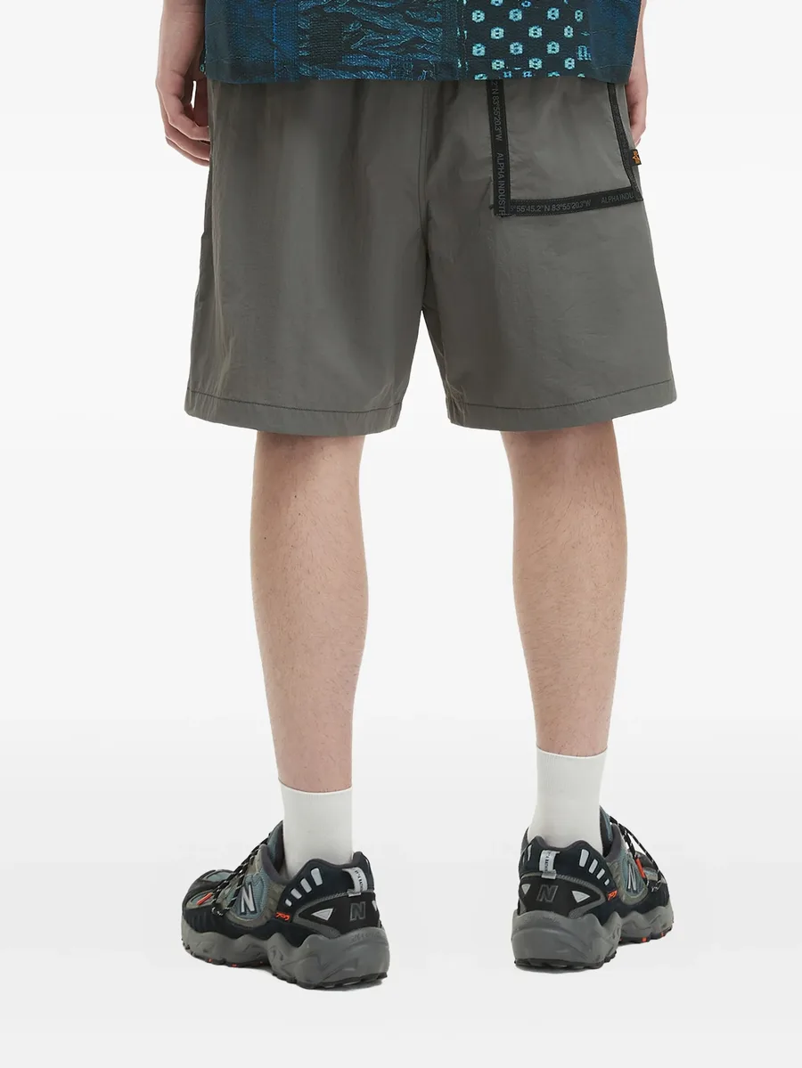 patch-detail side-pocket shorts 8