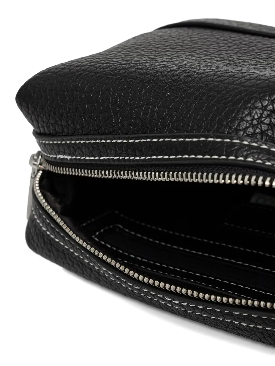 logo-plaque pebbled wash bag 10