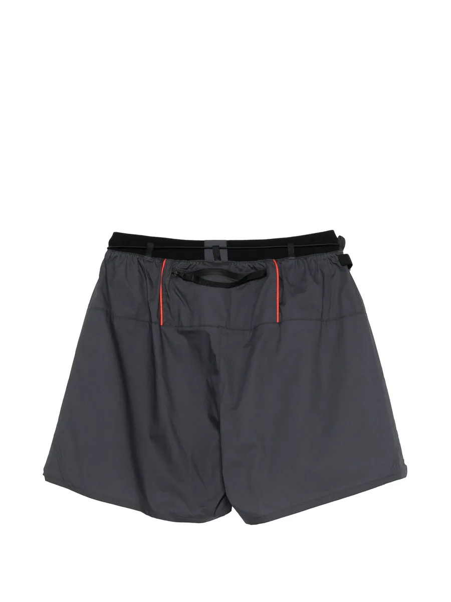 zip shorts 4