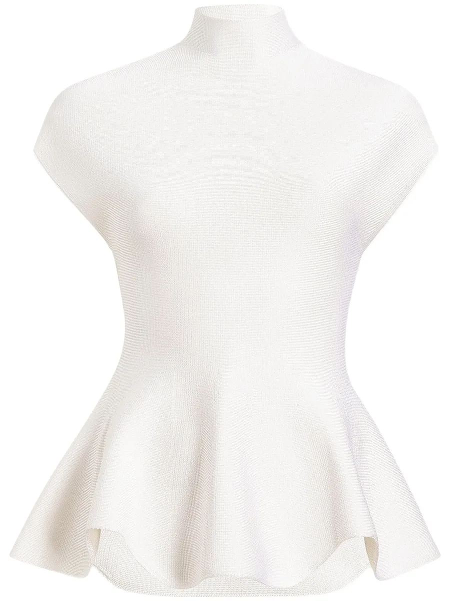 топ Andra с баской 1
