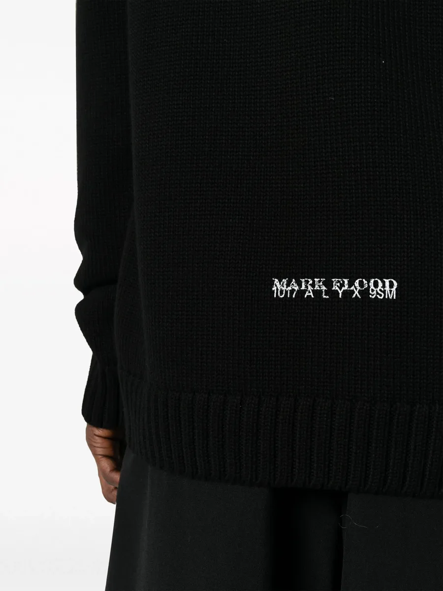 graphic-print jumper 10