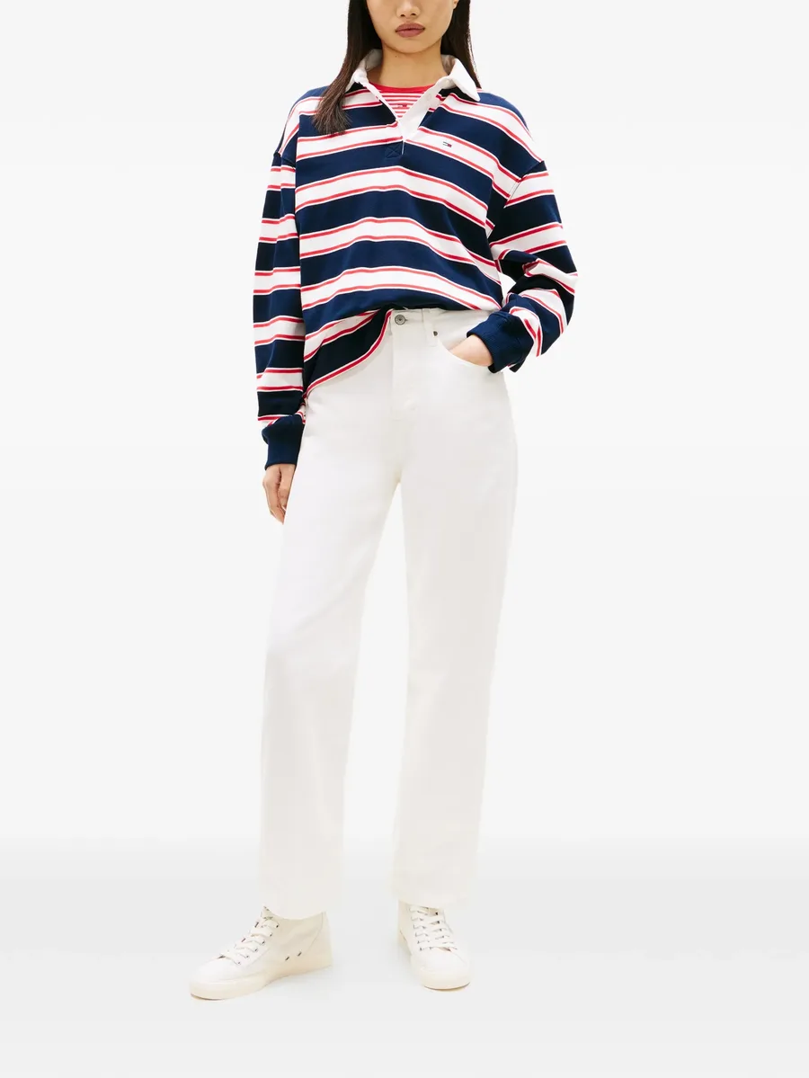 straight-leg jeans 3