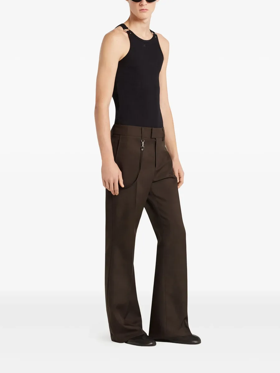 scoop-neck sleeveless tank 5