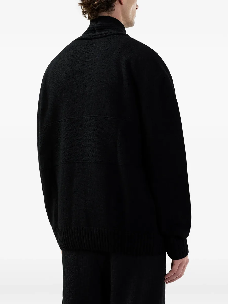 shawl-collar buttoned cardigan 10