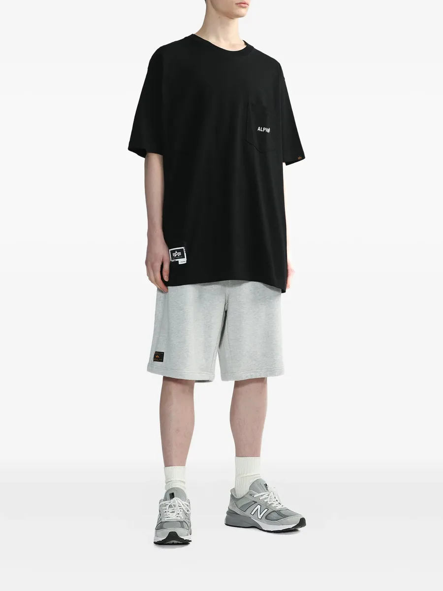 logo-patch shorts 4
