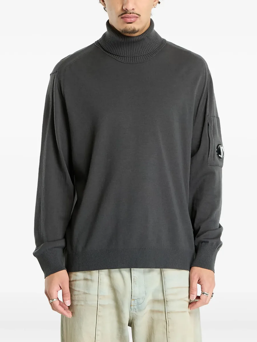 turtleneck sweater 1