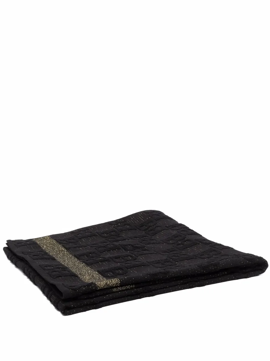 logo-monogram towel 1
