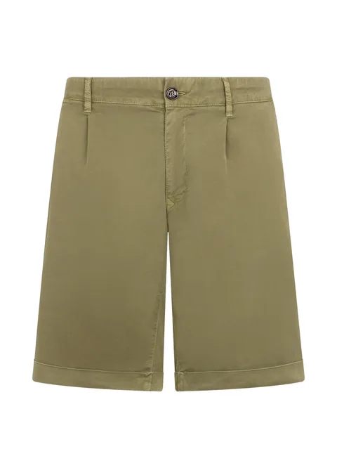 pleated bermuda shorts