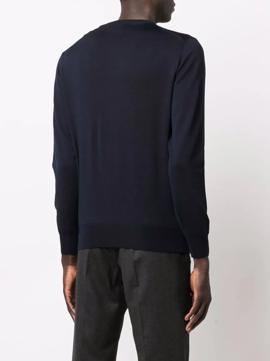 fine-knit sweater 7