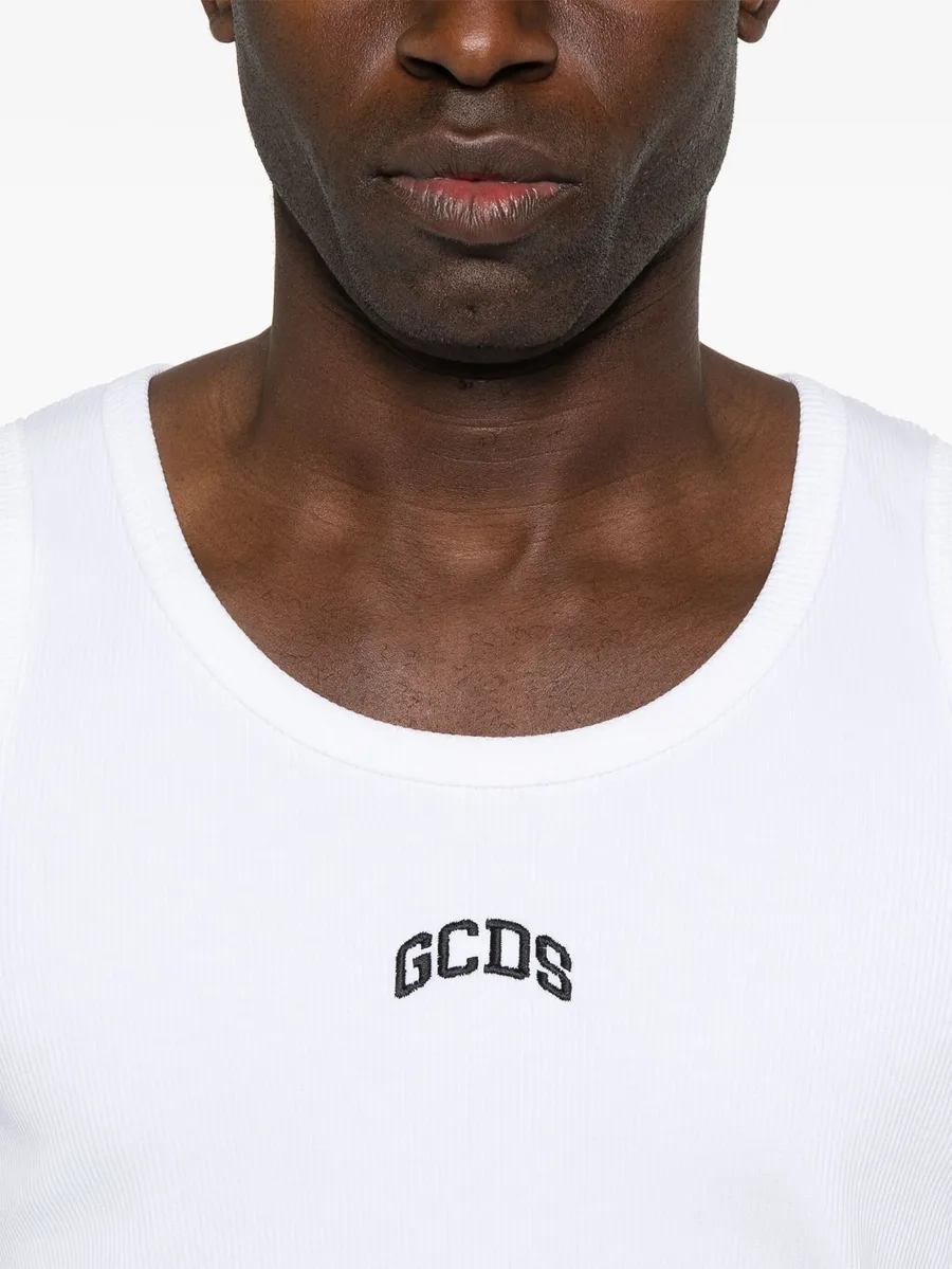 logo-embroidered tank top 9