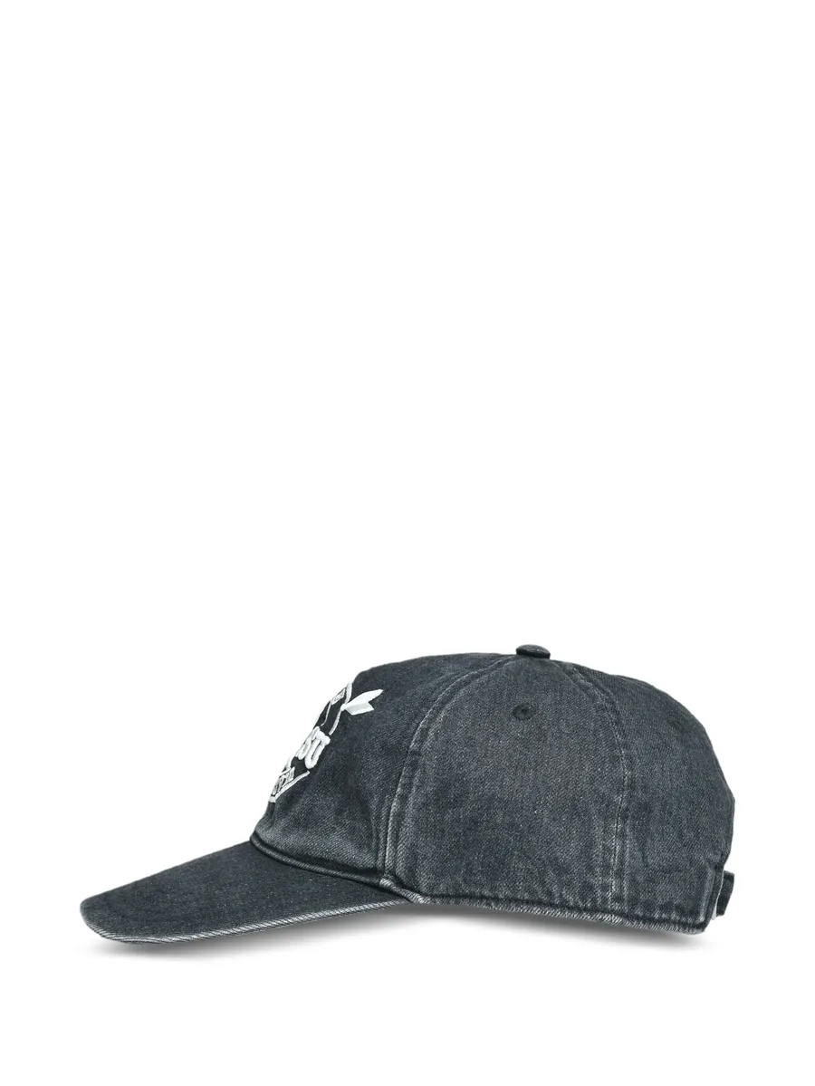 embroidered-logo baseball cap 3