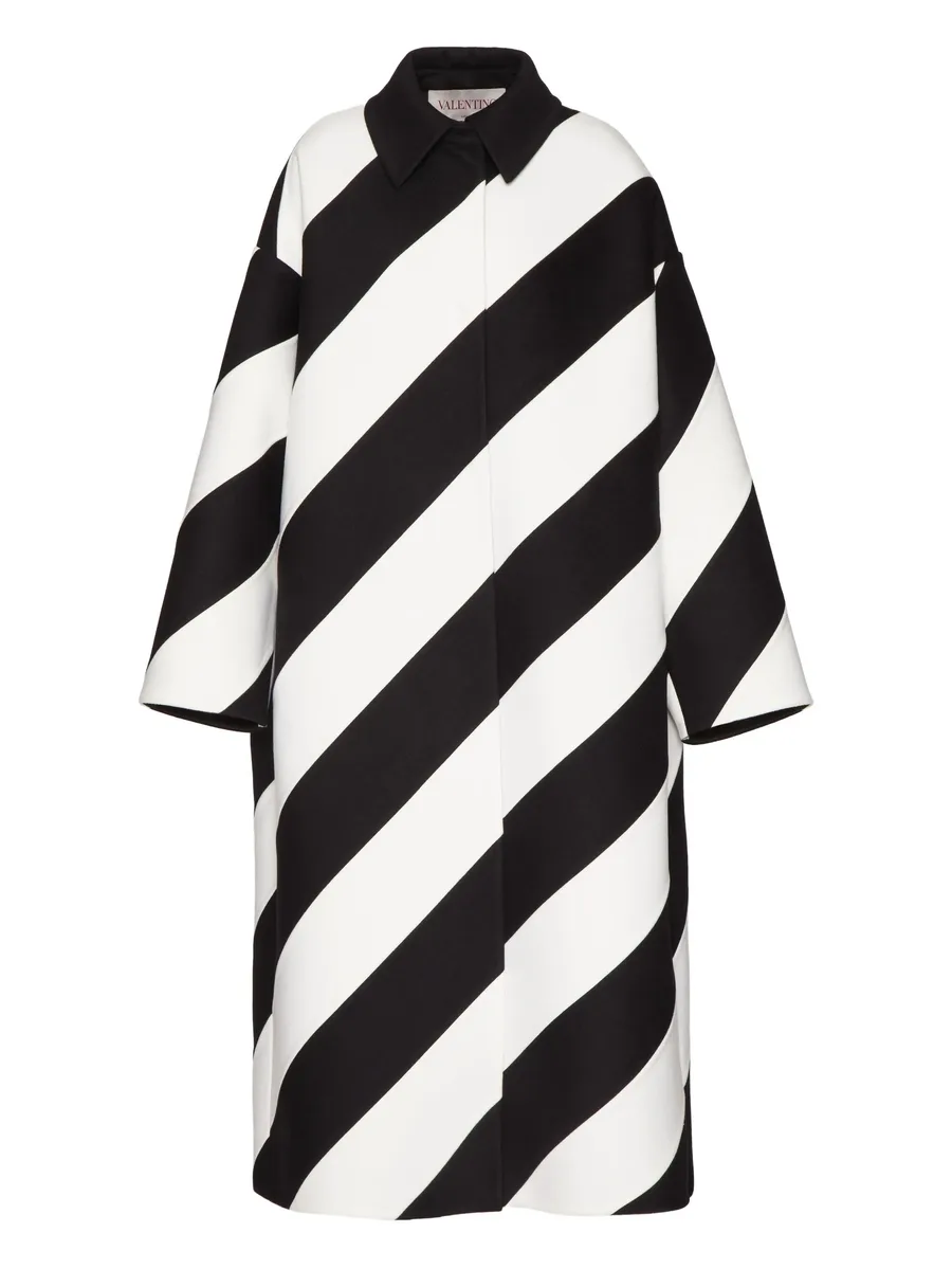 Compact Drap Strhype coat 2
