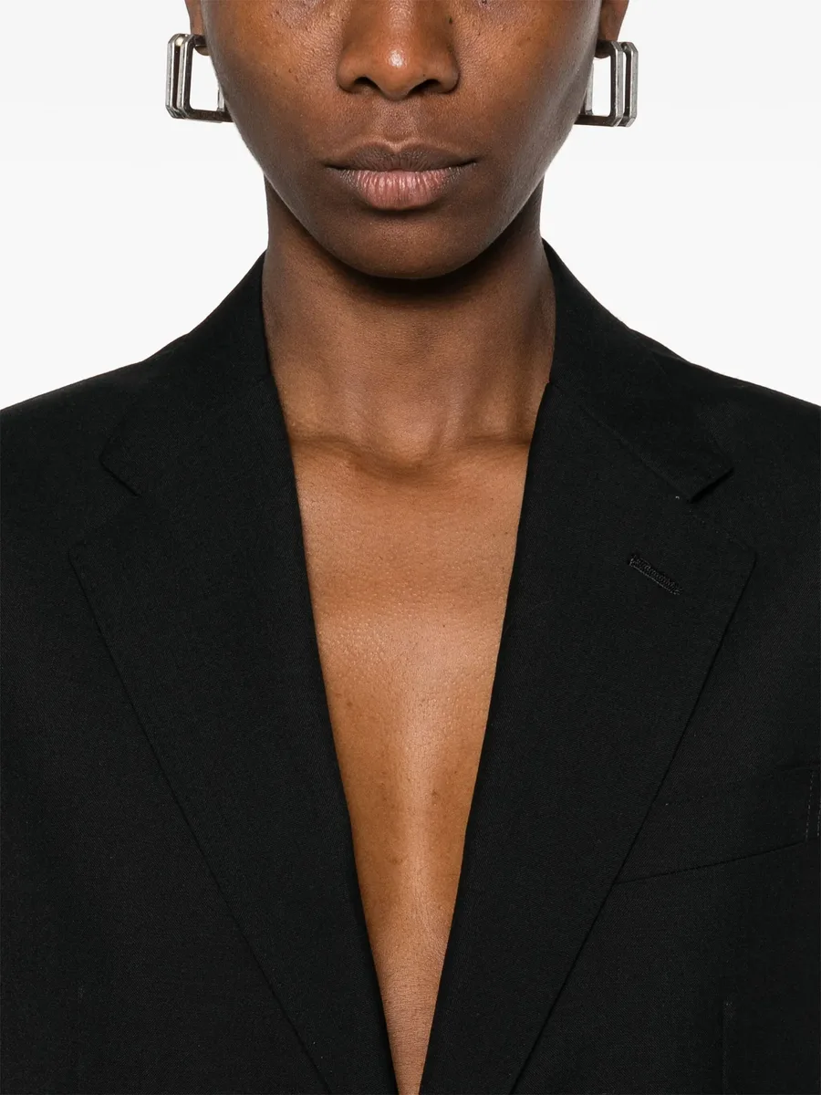 sleeveless coat 9