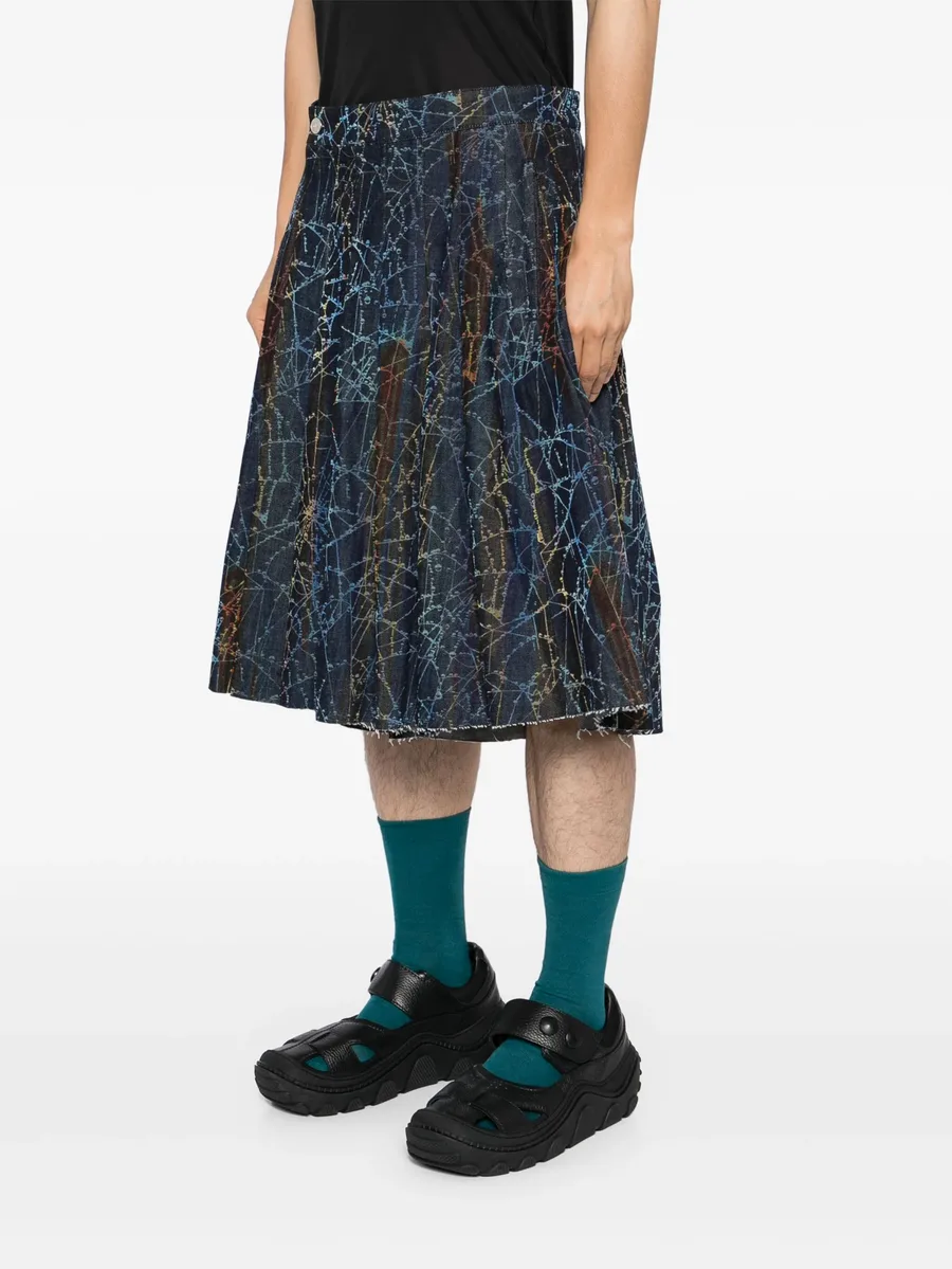 all-over graphic print shorts 5