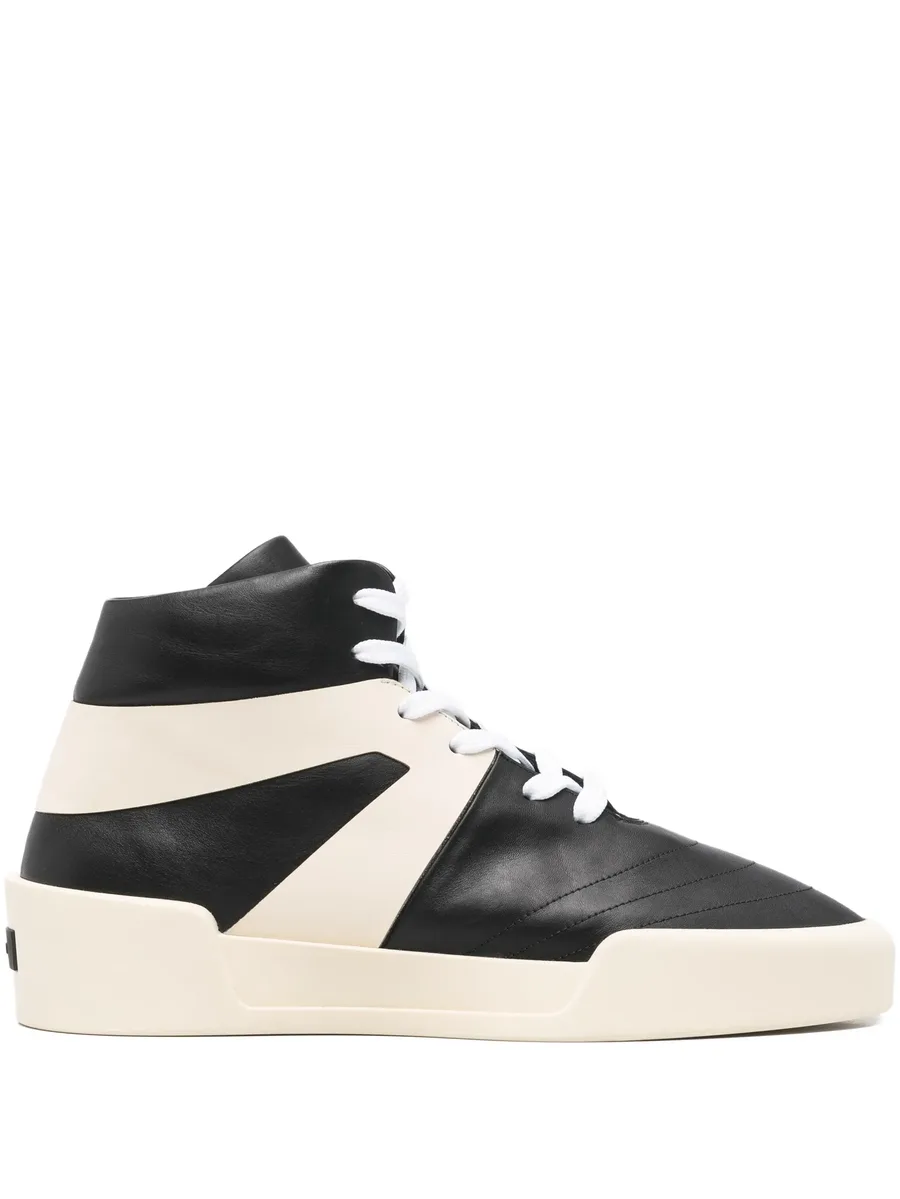 Basketball sneakers 2