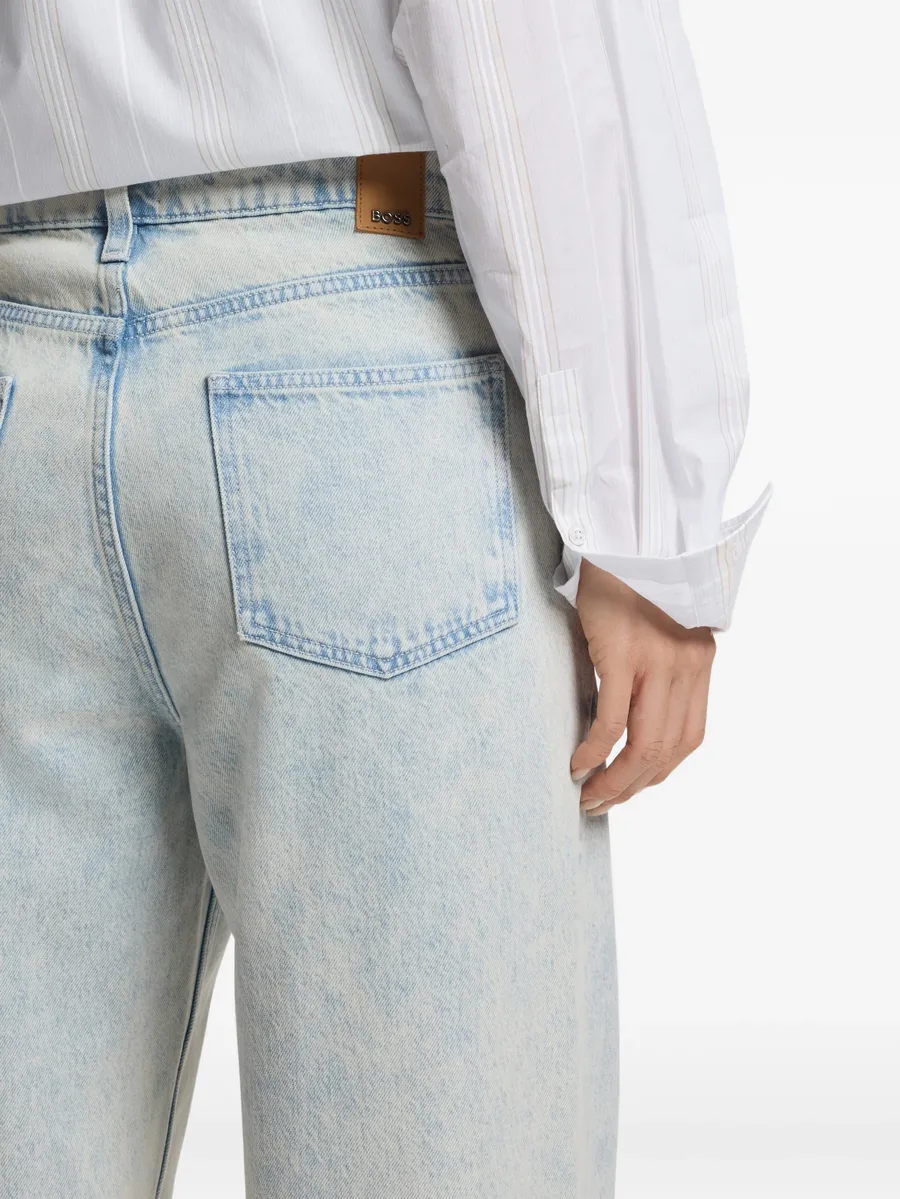 five-pocket.-style jeans 9