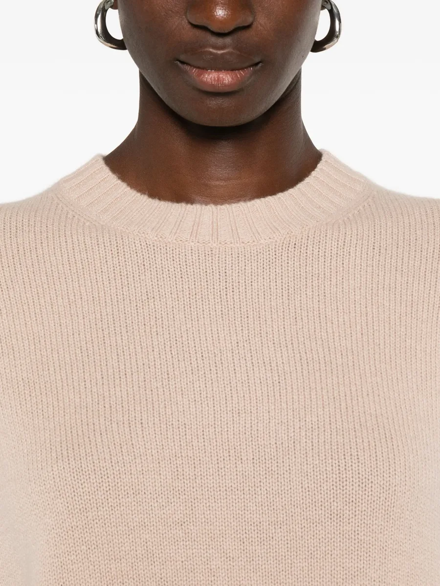 round-neck cashmere sweater 10