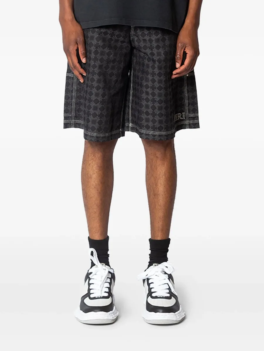 geometric-pattern shorts 4