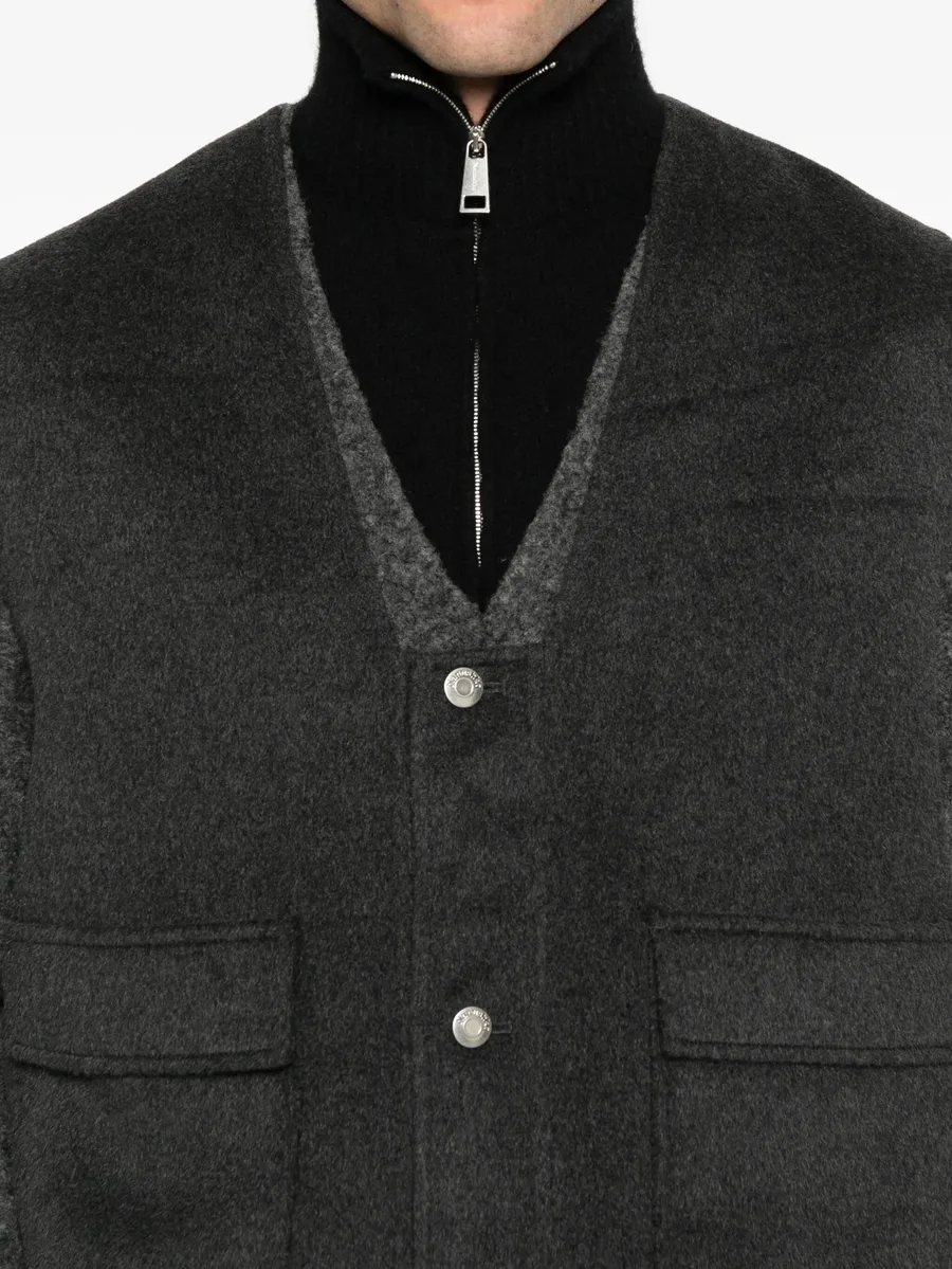 cropped gilet 10