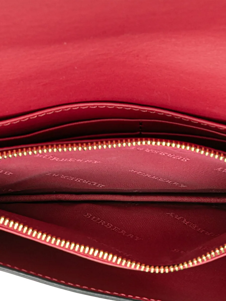 2000-2010 Leather Madison Wallet On Chain crossbody bag 10