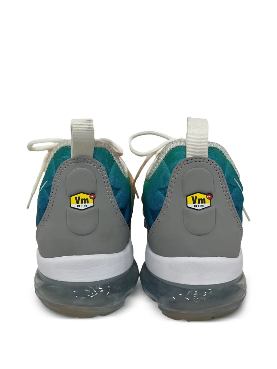 кроссовки Air VaporMax Plus 2