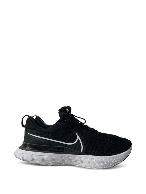 кроссовки React Infinity Run Flyknit III с логотипом