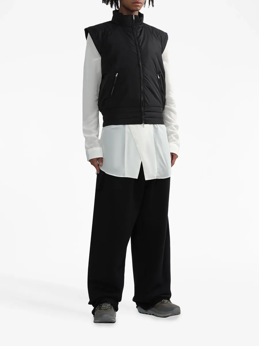 cap-sleeved zipped gilet 4