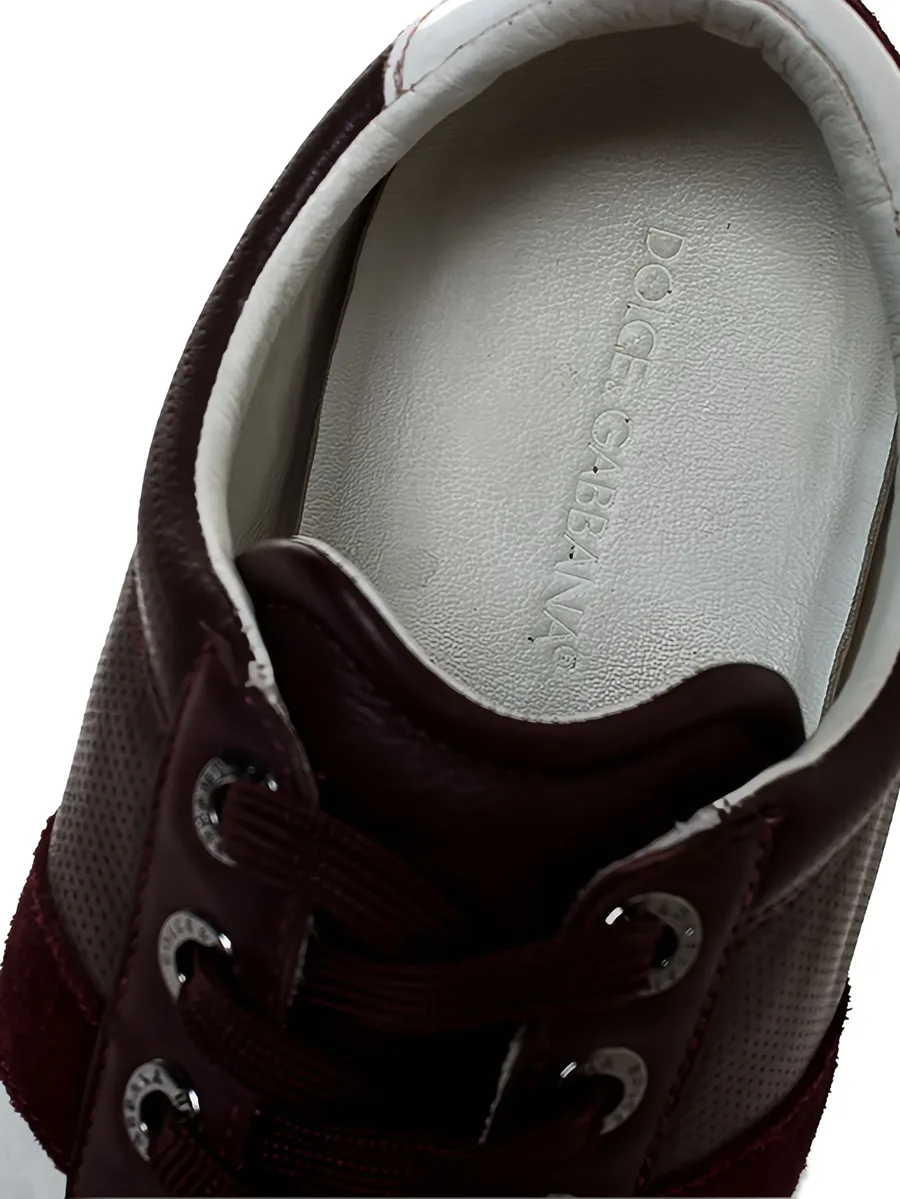 leather low-top sneakers 11