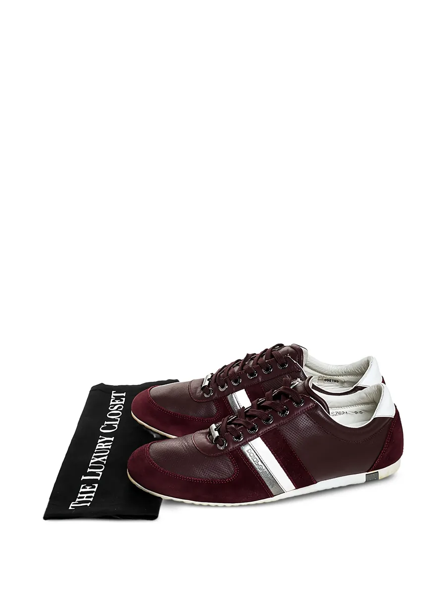 leather low-top sneakers 14