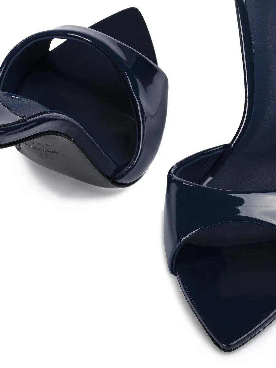 Bella pointed sandals 8