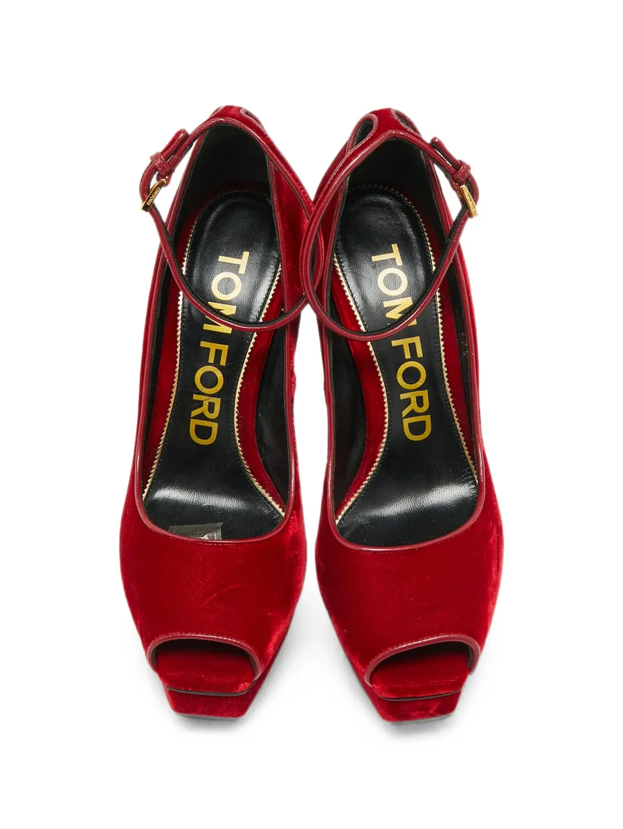velvet heeled pumps 4