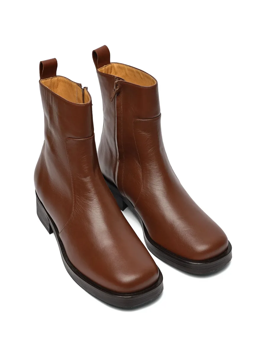 square leather boots 8